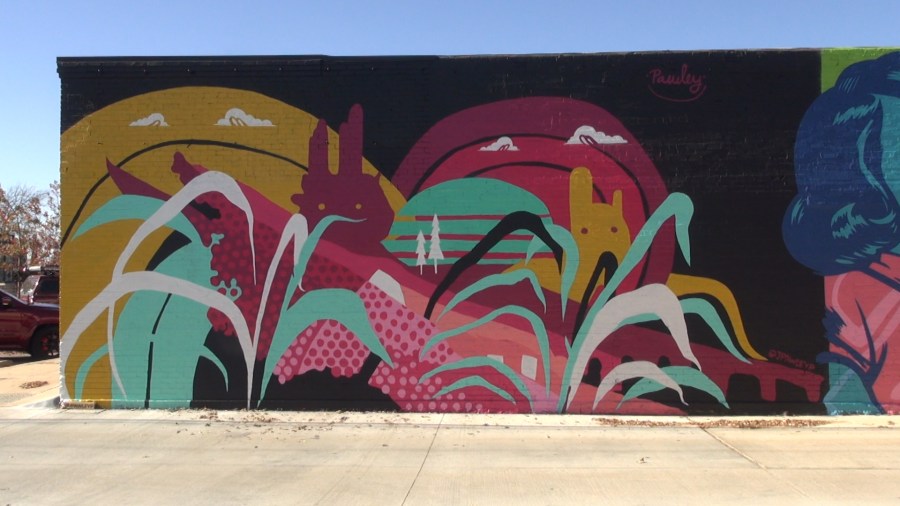 Jason Pawley mural Edmond Railyard