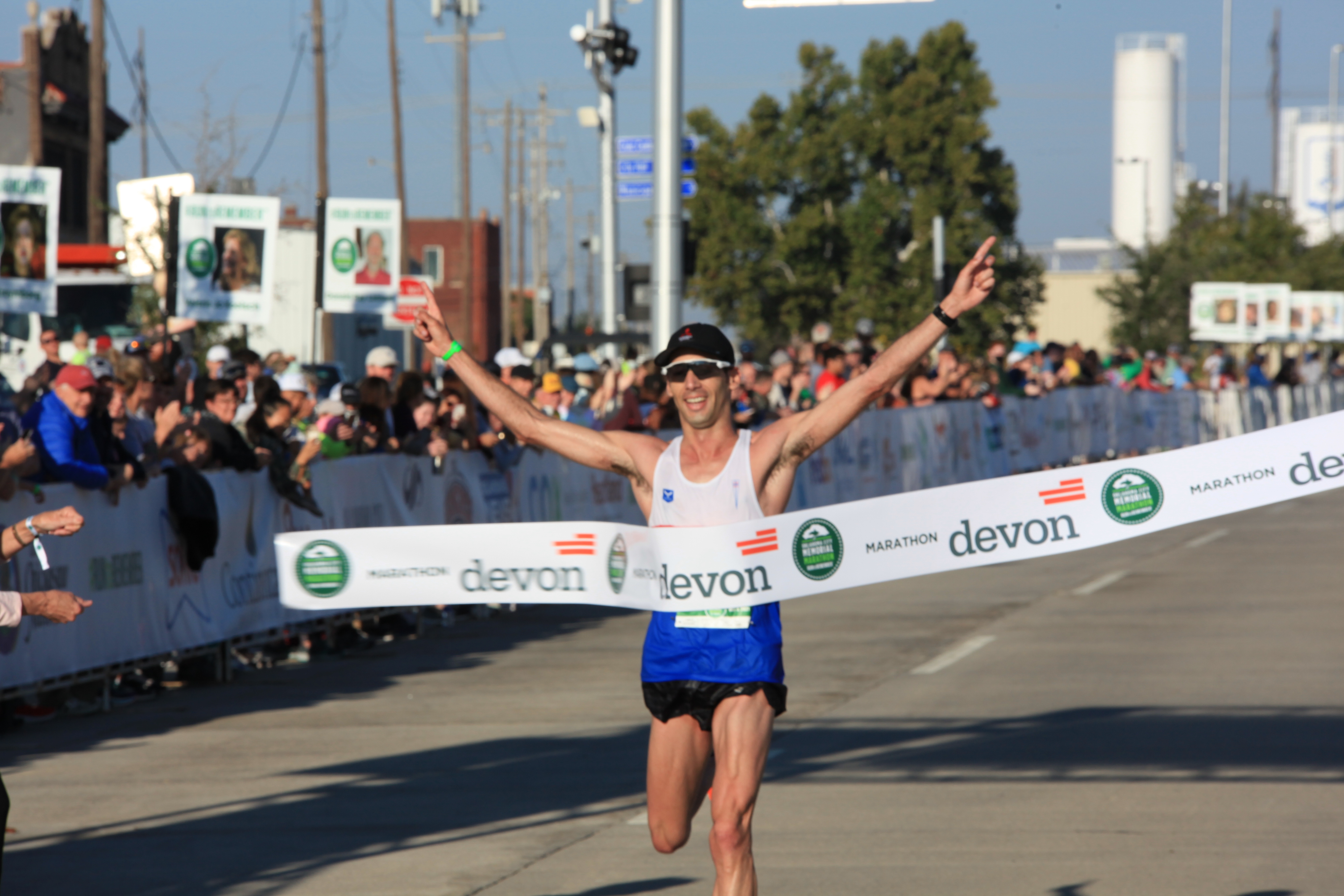 Jose Pablo Salazar Ezquerra wins the Men's Oklahoma City Memorial Marathon 2021 