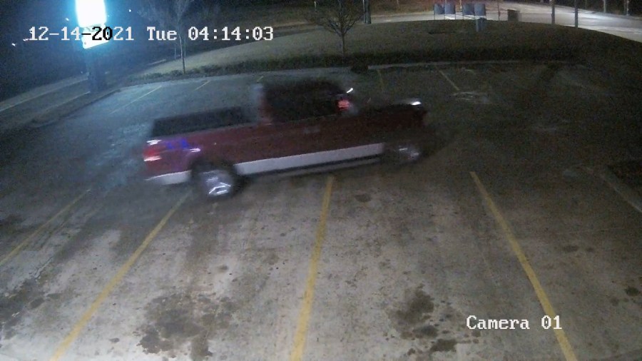 Getaway truck for three burglary suspects in Norman